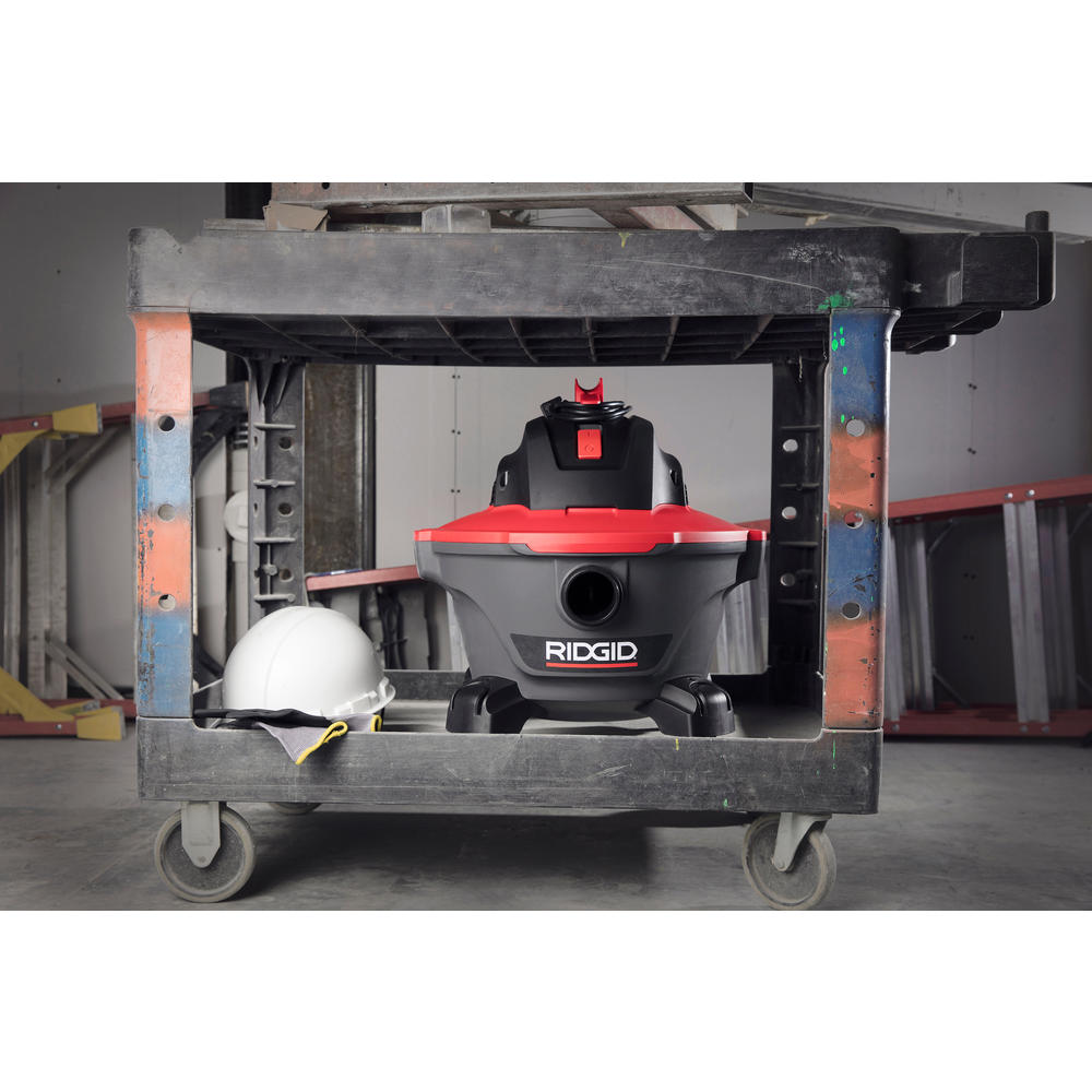 RIDGID 62698 6 Gallon Wet/Dry Vac, Rt0600, Red - 6